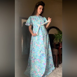 Vintage 1970s Floral Maxi Dress