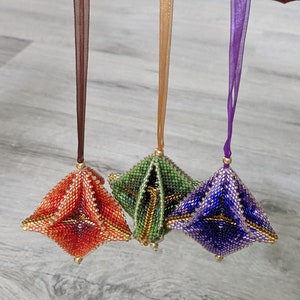 Christmas Diamonds Ornament Instructions