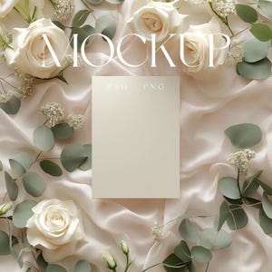 Mockup de convite de casamento - Mockup de chá de bebê 5x7 - Mockup de convite de casamento de rosas - PSD Smart Object - Mockup de cartão de felicitações floral PNG