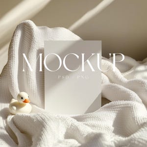 ベビーシャワー招待状モックアップ - カードモックアップ - 招待状モックアップ - ベビーキッズカードモックアップ - パーティー招待状モックアップ - グリーティングカードモックアップ - Psd - PNG