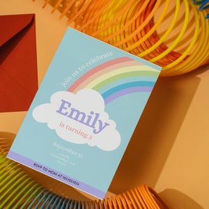 Invitation Enfantine Arc-en-Ciel 5x7 - Modèle Éditable sur Canva