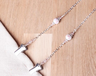 Pretty pink napkin clips - Porcelain and rose quartz silver serviette clip napkin chain | Foodie gifts | Napkin holder cord