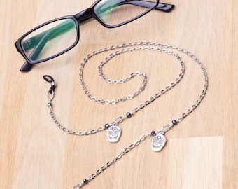 Silver skull glasses chain - sugar skull and bead eyeglasses strap | Eyewear neck cord | Sunglasses chain | Goth spectacle holder