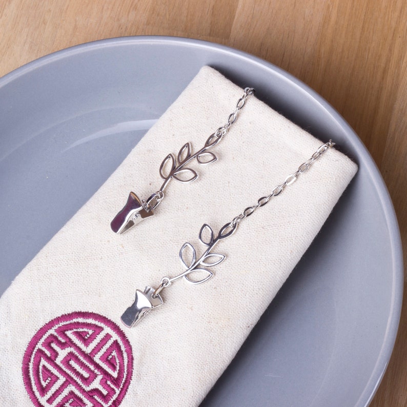 Napkin clip chain Leaf and branch silver serviette clip napkin chain Napkin holder cord Adult bib clip Foodie gift Fine dining image 5