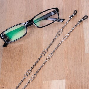 Silver heart eyeglasses lanyard Triple heart link glasses chain Everyday eyewear neck cord Sunglasses chain Eyeglasses holder image 7