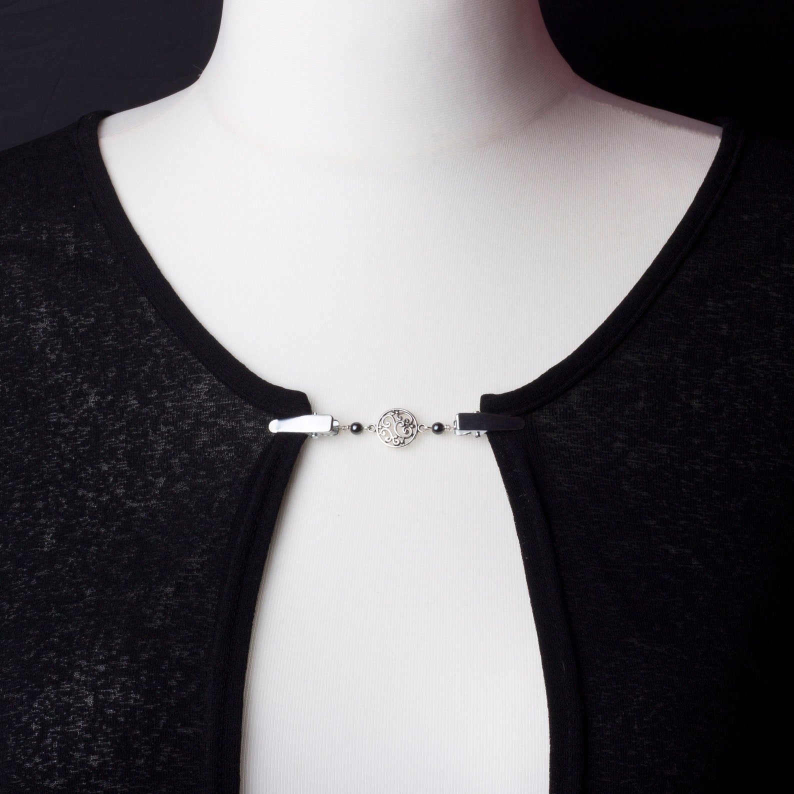 Sweater Clips Silver Elegant Circle Link and Hematite Etsy UK