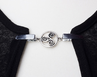 Sweater clips - Silver celtic spiral triskelion cardigan clip | Triple spiral Pashmina pin | Sweater fastening, Wrap holder | Cardigan guard