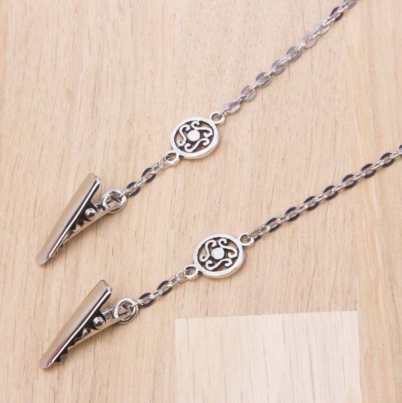 Napkin Clip Chain With Silver Celtic Circle Serviette Holder Etsy UK
