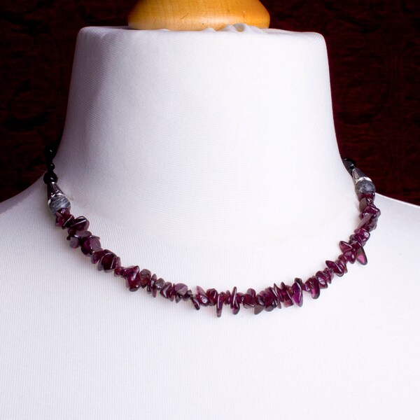 Garnet necklace with fossil jasper - 18 inch necklace | Gemstone chip necklace | Red garnet jewellery | Fossil jasper jewelry | Raw garnet