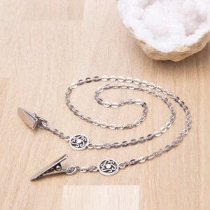 Napkin clip chain with silver Celtic circle serviette holder cord napkin neck cord Foodie gift Dining accessories Mask holder chain image 2