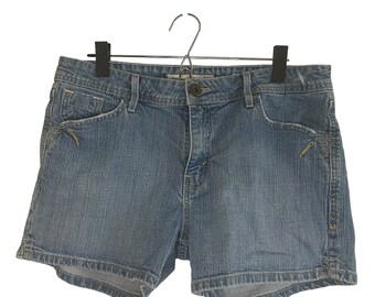 Short taille basse Levi's vintage pour femmes, délavage clair - Miss 14