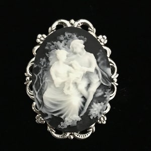 Cameo Brooch - Victorian Couple Cameo - Black and White Cameo Pin - Brooch for Women - Romantic Gift - Cameo Jewelry