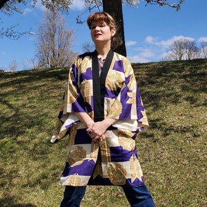 Vintage Silk Kimono Jacket, Blue & Gold Dragon Patchwork Design, Japanese Women Short Kimono, Womens Haori, Kimono Cardigan