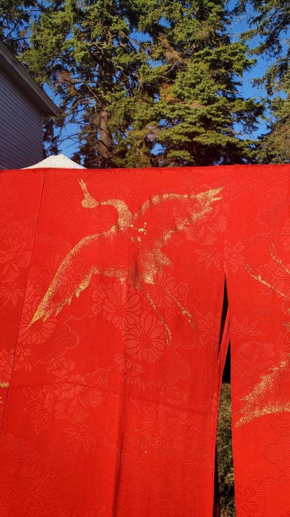 Gorgeous Vintage Japanese Juban Kimono Red Silk Gold Cranes &   Etsy
