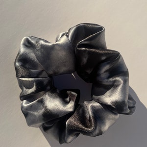 Black and gray tie-dye silk Scrunchie  gift ideas for mom summer presents for her hair ties for daughter bridesmaids gifts