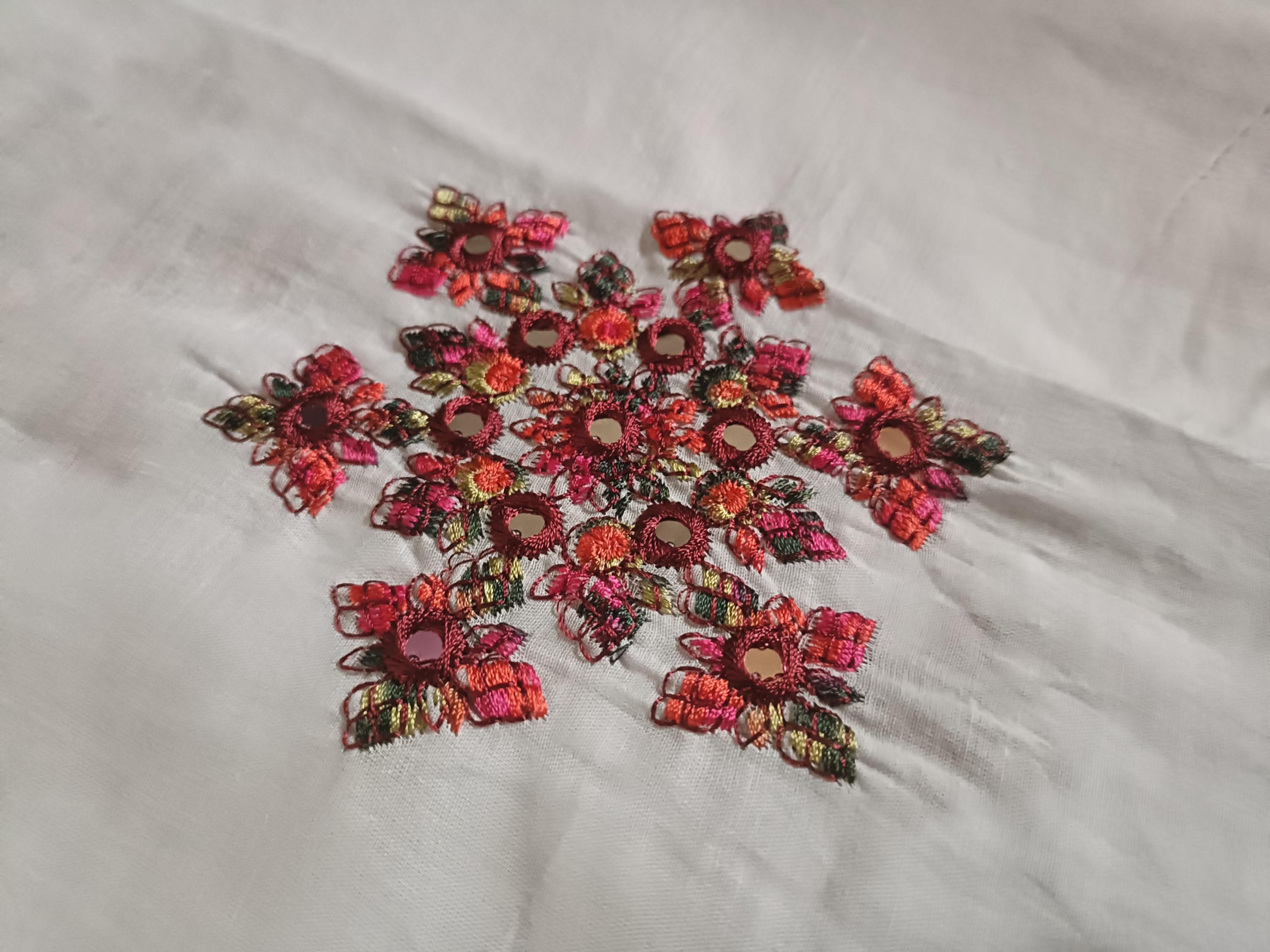 手作りのシンド刺繍ショール：ミラーワークチャダル - Etsy 日本