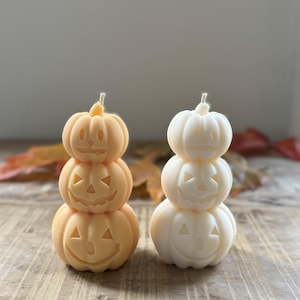 Chandelle citrouille Jack-o'-Lantern : cire de soja coulée à la main, décoration d'automne image 1