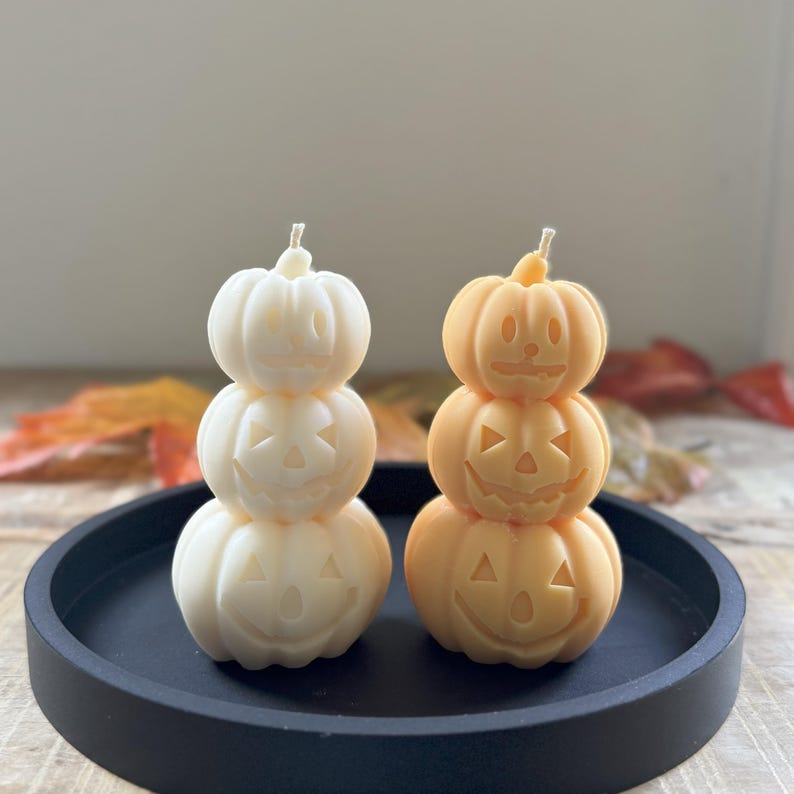 Chandelle citrouille Jack-o'-Lantern : cire de soja coulée à la main, décoration d'automne image 4