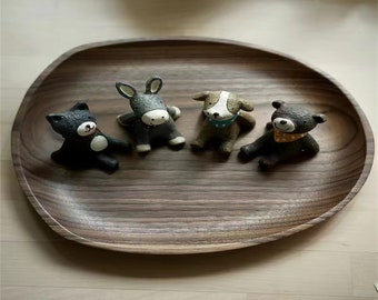 Irregular Wooden Tray: Heart-shaped Snack Tray made of Black Walnut Solid Wood for Tea Cups, Coffee Cups, and Nut Bowls