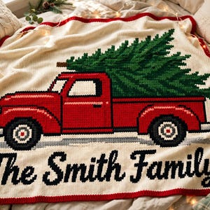 Individuelle Häkelanleitung für eine Weihnachtstruck-Decke (PDF), personalisiertes Mosaikdesign mit Familiennamen Bild 2