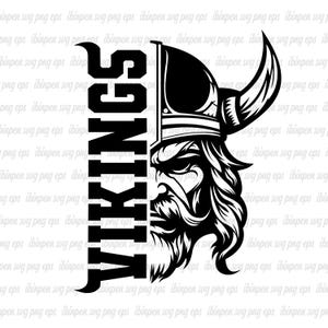 Könnte beinhalten: Schwarzweißes Grafikdesign eines Wikingerkriegers mit einem gehörnten Helm. Das Wort "VIKINGS" steht vertikal links neben dem Kopf des Kriegers.