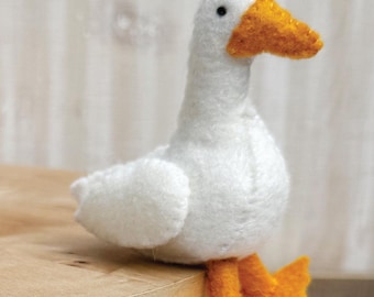 Molde para costurar um patinho de feltro