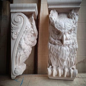 Owl head wooden classic corbel. The price is for one piece.
