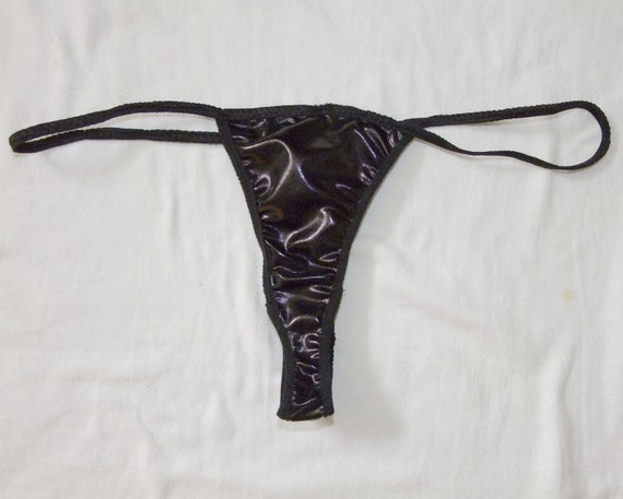 Victorias Secret V-String THONG Soft SEXY Panty Panti ITSY Stretch