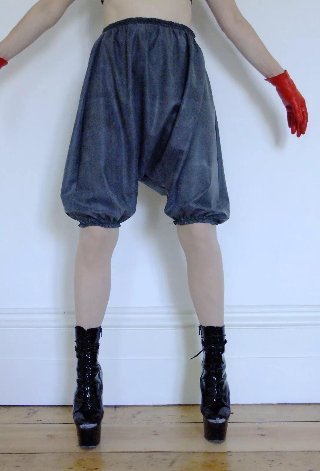 Sous-vêtements en caoutchouc Bloomers en latex Shorts noirs de style victorien Sous-vêtements Pantalons Culottes Jeu de rôle Vêtements gothiques Pantalon en caoutchouc coupe ample