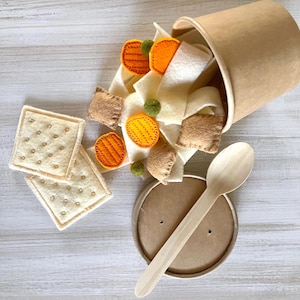 Felt Chicken Noodle Soup, Felt Peas, Felt Carrots, Pretend Food, Felt Food, Play Restaurant Food, Play Kitchen Food