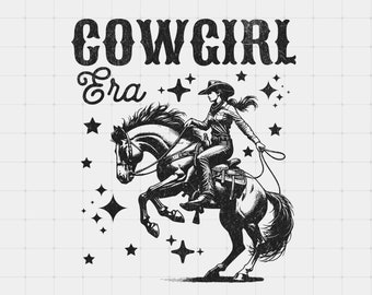 Könnte beinhalten: Schwarzweiß-Illustration einer Cowgirl, die auf einem Pferd reitet. Die Cowgirl trägt einen Hut und ein langärmliges Hemd. Das Pferd bäumt sich auf seinen Hinterbeinen auf. Der Text "COWGIRL Era" befindet sich über dem Bild.