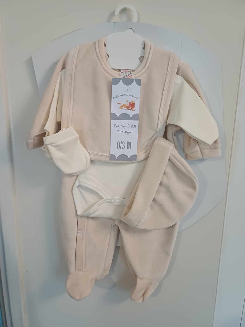 Ensemble naissance à personnaliser Beige