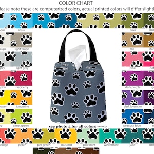Op de afbeelding: Een kleurenkaart met 24 verschillende kleuren van tissueboxhoezen met een pootprintontwerp. De kleuren omvatten lichtblauw, aqua, lichtbruin, lichtbruin, olijf, donker olijf, bruin, donkerbruin, lichtgrijs, lichtgrijs, roze, roze, koraalroze, framboos, zonnebloem, mandarijn, donkerpaars, druif, donkerpaars, pruim, bleekselderij, citroengroen, koraaloranje, perzik, erwtengroen, mosterd, lichtgroen, munt, jade en donker jade.