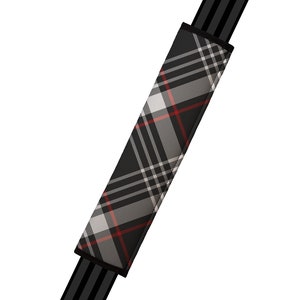 Copri cintura di sicurezza // AUTO PAD // Accessori auto // cuscino per cintura di sicurezza - Plaid grigio - cintura di sicurezza grigio bianco rosso nero clark plaid vw