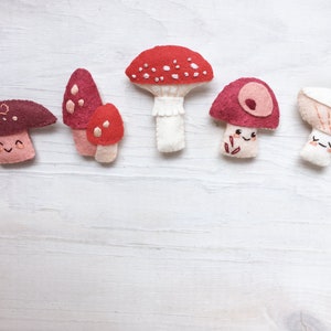 Felt Mushrooms PDF pattern download, SVG file, Plush Sewing Pattern for Ornaments, Baby Mobile, Finger Puppets image 2