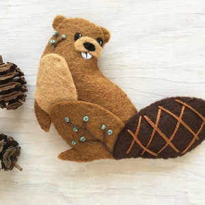 Bear, Skunk, Beaver felt animals sewing pattern PDF for Plush Woodland Creatures, digital download image 4