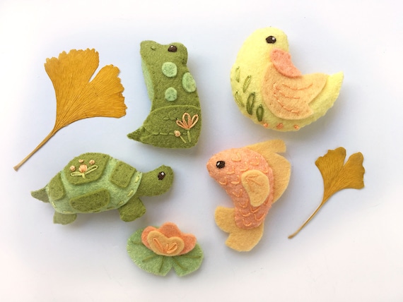 Blob Fish Felt Ornament Pattern and Tutorial
