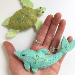 Sea Creatures Set 2 Felt Animals Sewing Pattern, PDF Download, SVG plush pattern for Dolphin, Sea Turtle, Seahorse image 2