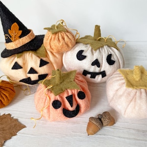Pumpkin Patch Halloween Jack O Lantern Felt Plush Sewing Pattern, witch hat PDF download, SVG file