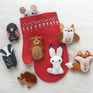 Modello di cucito per animali in feltro di guanti, download PDF di peluche, file SVG di Natale per ornamenti natalizi in feltro di lana