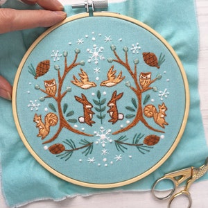 Winter Woodland Beginner Hand Embroidery color Sampler with printed fabric, Modern Embroidery Hoop Art image 2