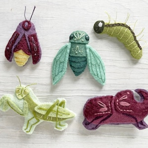 Beautiful Bugs set 2 Sewing Pattern PDF download, felt animals, cicada, praying mantis, firefly image 5