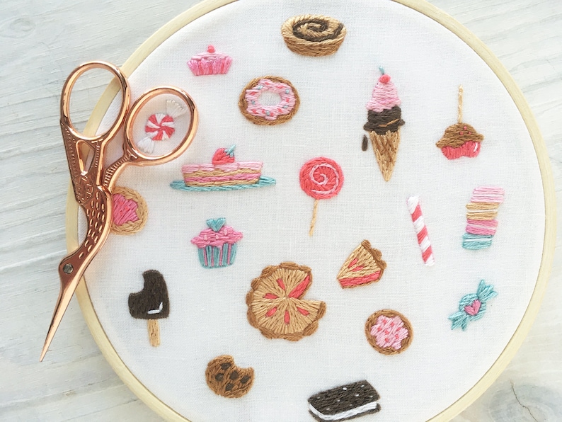 PDF Télécharger Tiny Sweets and Veggies Hand Embroidery 2 Pattern set, Embroidery Hoop Art, dessert, designs alimentaires image 4