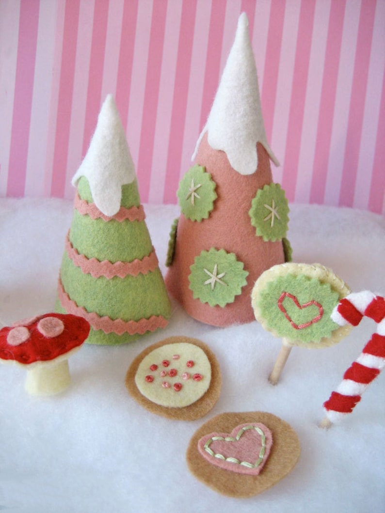 Candy Land Lane Plush Sewing Pattern PDF Download, Gingerbread House SVG, Fairy House, Felt Christmas Food Ornaments, Holiday Decor, image 6