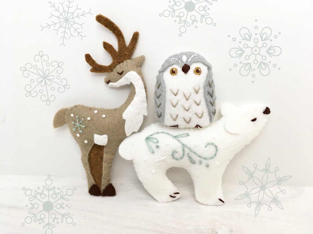 Mitten Felt Animals Sewing Pattern, Christmas story plush toys – Little  Dear Shop
