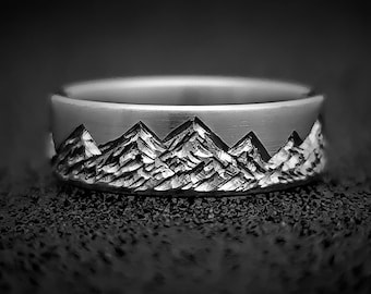 Mountain Range Wedding Ring for Men Mountain Landscape Band Hiking Nature Ring for Women Simple Mountain Climbing Ring Gift for Nature Lover