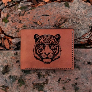 Cartera plegable personalizada de tigre, cartera minimalista, boda de tigre, cartera de monograma clásica de cuero de la selva, cartera de iniciales, regalo de novio