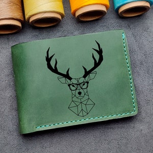Ciervo geométrico con gafas, Regalo de ciervo, Ciervo personalizado, Cartera de cuero para hombre, Cartera de pájaros, Cartera de cuero, Cartera delgada, Regreso a la escuela
