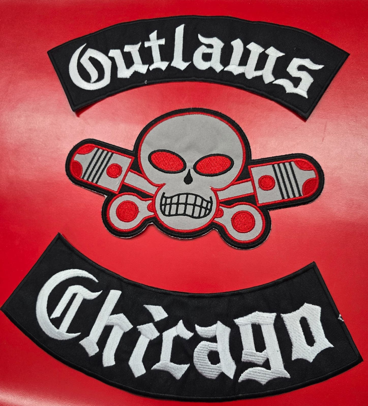 Patch Termoadesiva Ricamata Con Pugno Americano, 56x105 Mm, Per Biker E Giacche, Prodotta In Francia