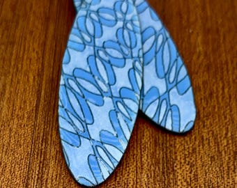 pulse 239  skew enamel earrings  2025